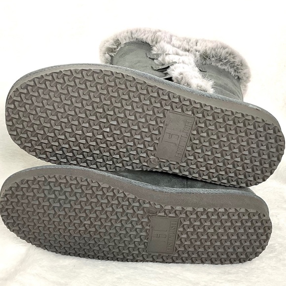 HStylish Gray Slip On Calf High Fur-Lined Waterproof Winter Snow Boots - Picture 13 of 16